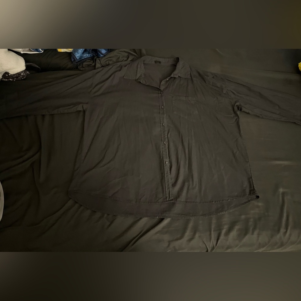 Women’s Cotton On black button down top in size XL.